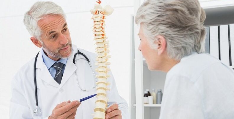 Apelar a un especialista con signos de osteocondrosis